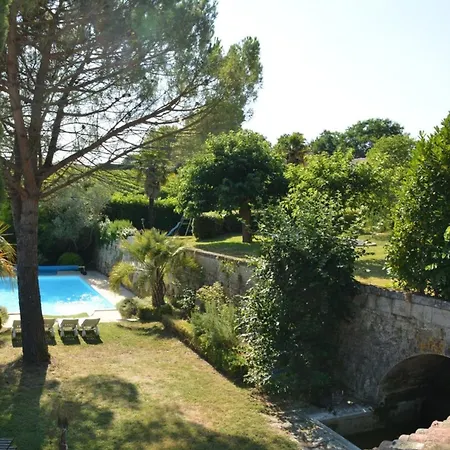 Chateau La Tuiliere Pool And It's Own Wineyard Saint-Ciers-de-Canesse