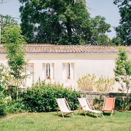 Chateau La Tuiliere 19th-century Vineyard Manor Сasa de vacaciones *